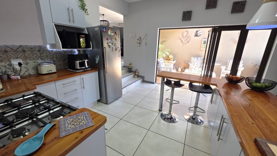 4 Bedroom Property for Sale in Seasons Lifestyle Estate North West